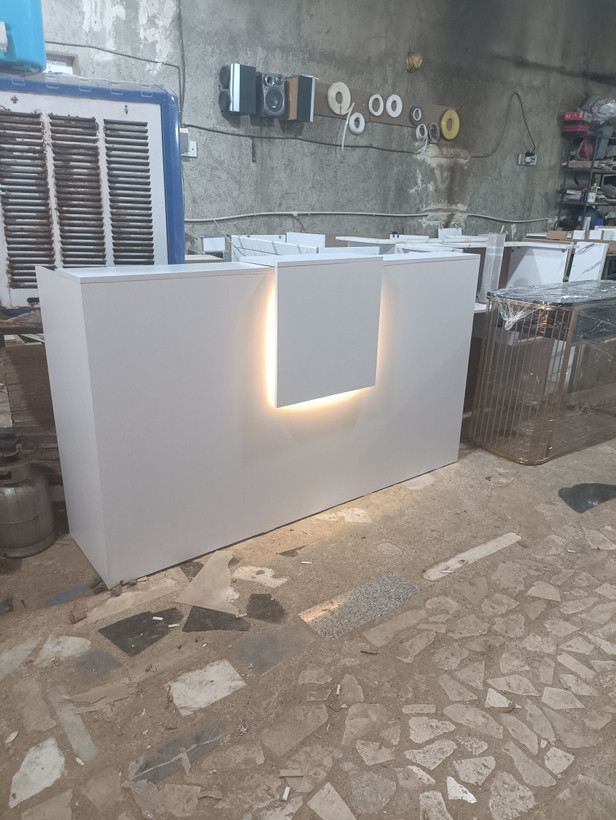 میزکانتر فلاپ دار
